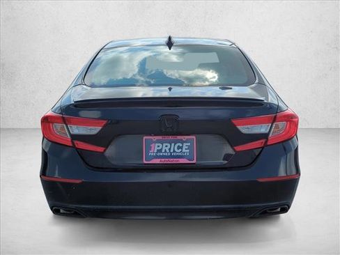 Used 2018 Honda Accord Sport image 6