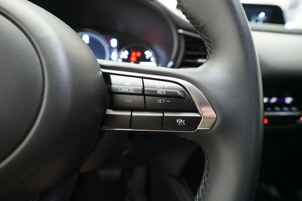 Certified 2025 MAZDA CX-30 AWD 2.5 S w/ Select Sport Pkg image 18