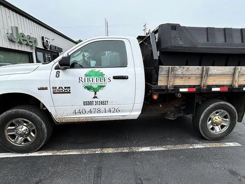 Used 2018 RAM 2500 Tradesman w/ Chrome Appearance Group AWD/4WD image 2