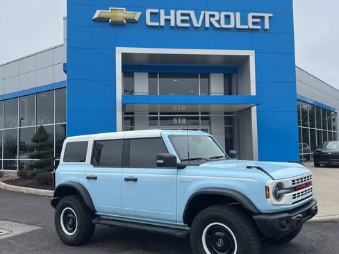 Used 2023 Ford Bronco Heritage Edition image 1