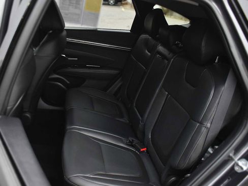 Used 2022 Hyundai Tucson Limited image 12