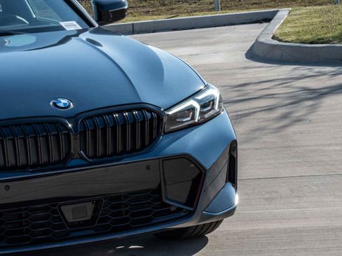 New 2026 BMW 330i 330i w/ M Sport Package image 6