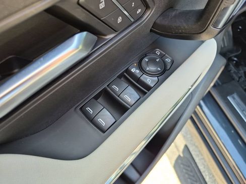 New 2026 GMC Hummer EV SUV AWD/4WD image 17