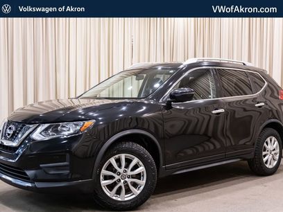 Used 2017 Nissan Rogue SV