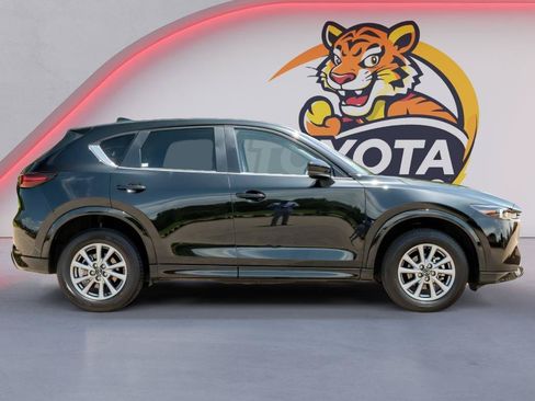 Used 2025 MAZDA CX-5 AWD 2.5 S w/ Preferred Package image 4