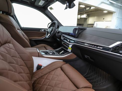 New 2026 BMW X5 xDrive40i image 30