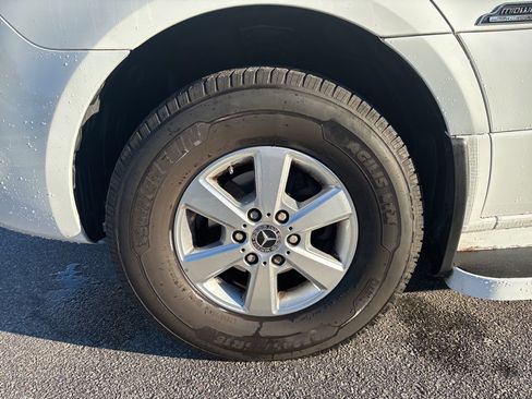 Used 2022 Mercedes-Benz Sprinter 144 Cargo image 12