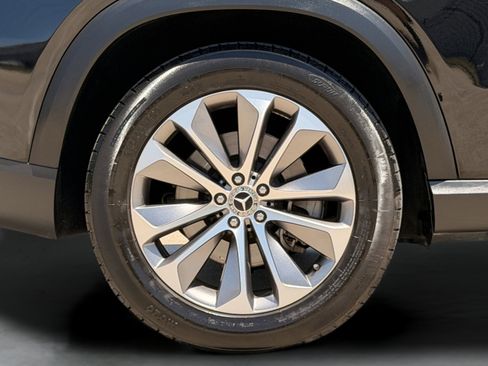 Used 2023 Mercedes-Benz GLE 450 4MATIC w/ Premium Package image 13