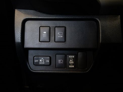 Used 2023 Toyota Tacoma TRD Sport image 35