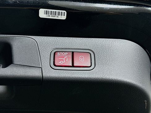 Used 2024 Mercedes-Benz EQB 250+ EQB 250+ image 30