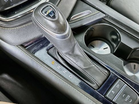 Used 2017 Cadillac CTS V w/ Luxury Package RWD image 34
