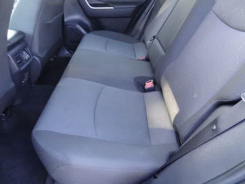 Used 2025 Toyota RAV4 XLE AWD/4WD image 8