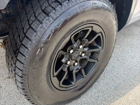 Used 2022 RAM 1500 Warlock w/ Electronics Group AWD/4WD image 8