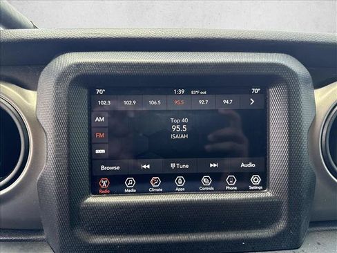 Used 2021 Jeep Gladiator Sport AWD/4WD image 11