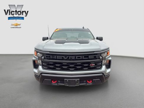 Used 2025 Chevrolet Silverado 1500 Custom Trail Boss AWD/4WD image 2