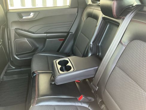 Used 2024 Ford Escape ST-Line w/ Tech Pack #1 AWD/4WD image 17