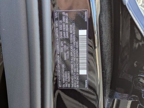 New 2026 Volvo XC90 B5 Core image 15