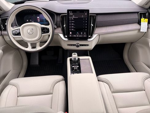 New 2026 Volvo XC90 B6 Ultra w/ Protection Package image 16