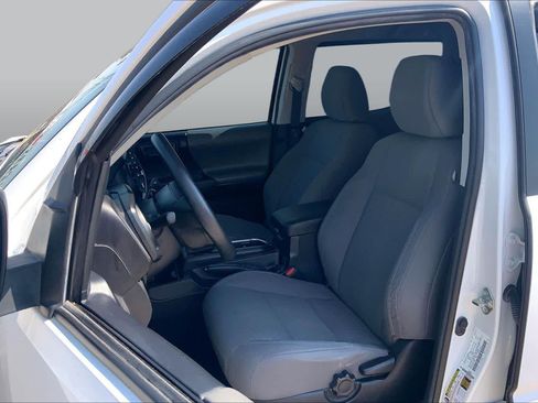 Used 2021 Toyota Tacoma SR w/ SR Convenience Package RWD image 8
