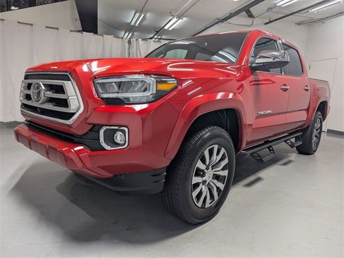 Used 2023 Toyota Tacoma Limited image 5