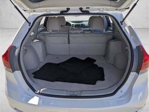 Used 2013 Toyota Venza LE FWD image 6