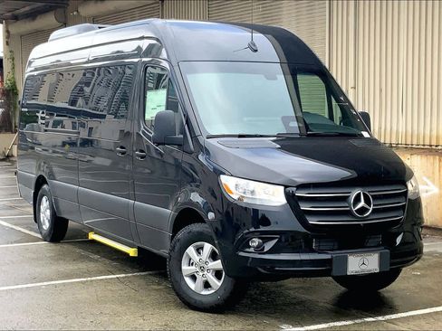 New 2026 Mercedes-Benz Sprinter 2500 image 4