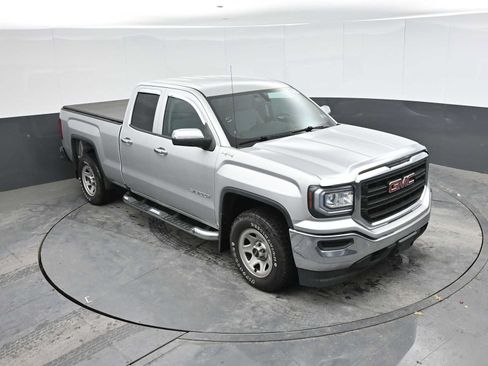 Used 2019 GMC Sierra 1500 Limited w/ Sierra Convenience Package AWD/4WD image 17