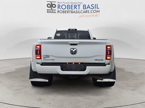 Used 2023 RAM 3500 Limited image 4