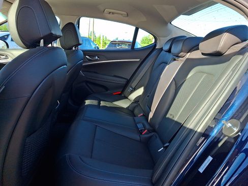 Certified 2026 Genesis G70 2.5T AWD/4WD image 10