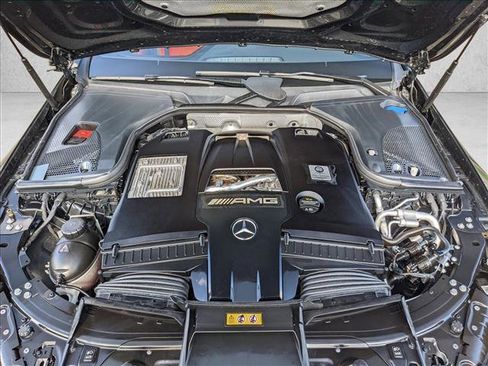 Used 2024 Mercedes-Benz AMG GT 63 image 23