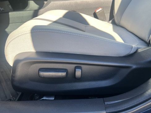 Used 2019 Honda Civic EX image 12