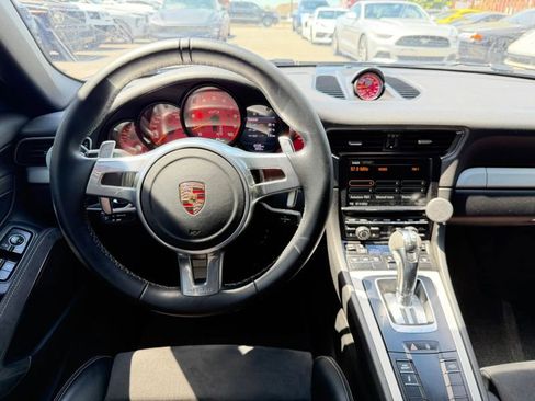 Used 2014 Porsche 911 GT3 RWD image 17