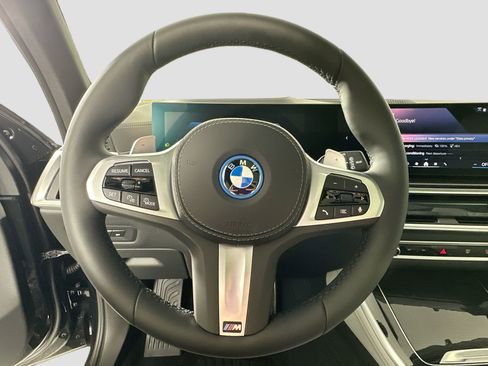 New 2026 BMW X5 xDrive50e w/ Executive Package image 11