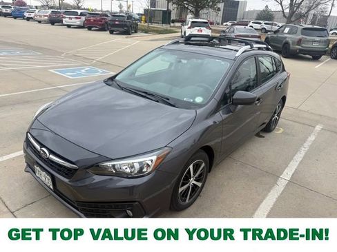 Used 2023 Subaru Impreza Premium image 1