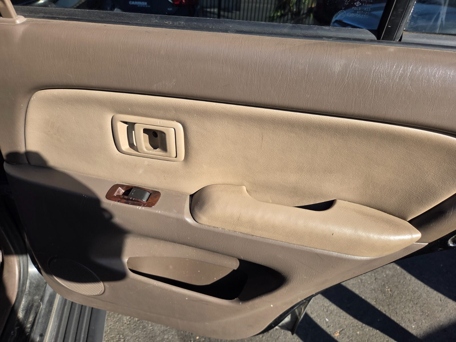 Used 2001 Toyota 4Runner Limited AWD/4WD image 10