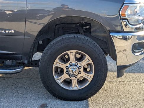 Used 2024 RAM 2500 Big Horn image 9