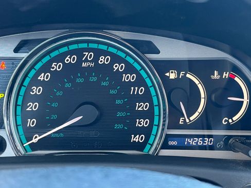 Used 2009 Toyota Venza Wagon 4D image 19