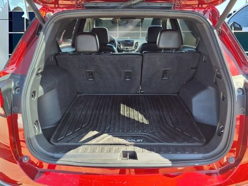 Used 2023 Chevrolet Equinox RS FWD image 25