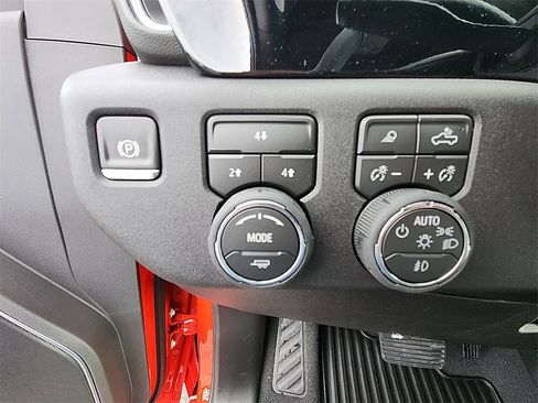 New 2026 Chevrolet Silverado 2500 LT w/ Trail Boss Package image 21