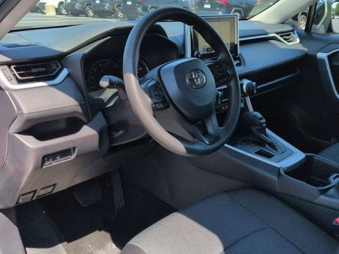 Certified 2025 Toyota RAV4 XLE AWD/4WD image 9