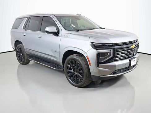 Used 2025 Chevrolet Tahoe High Country AWD/4WD image 46