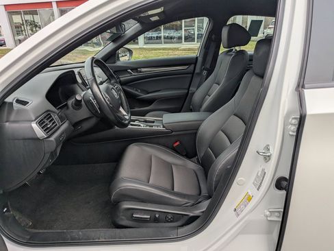 Used 2022 Honda Accord Sport image 17