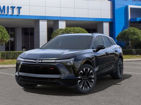 New 2025 Chevrolet Blazer EV RS image 6