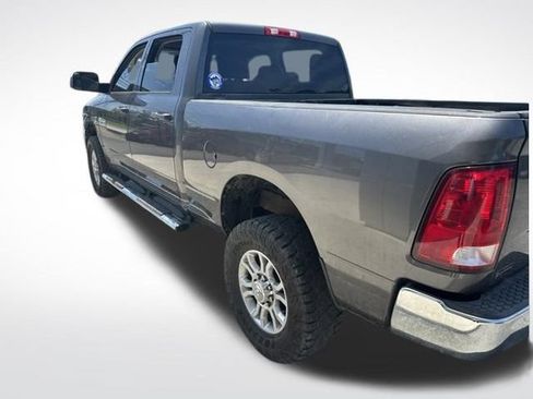 Used 2015 RAM 2500 Tradesman w/ Chrome Appearance Group AWD/4WD image 9