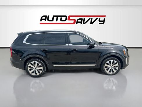 Used 2022 Kia Telluride EX w/ EX Premium Package FWD image 8