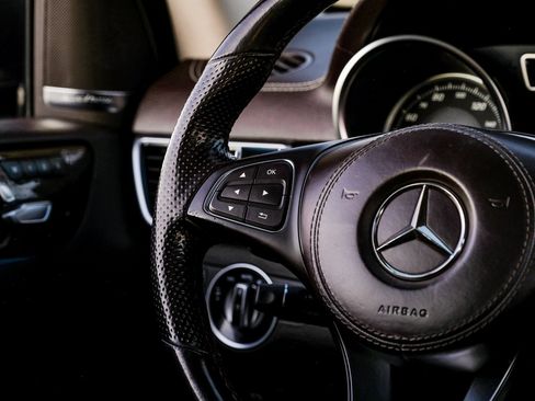 Used 2019 Mercedes-Benz GLS 450 4MATIC w/ Premium 1 Package image 19