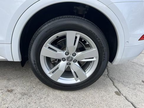 Used 2019 Audi Q5 Prestige w/ Prestige Package image 35