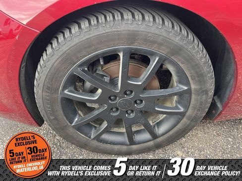 Used 2009 Chevrolet Malibu LTZ w/ HFV6 Engine Package image 6