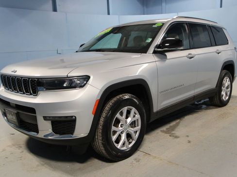 Used 2021 Jeep Grand Cherokee L Limited image 34