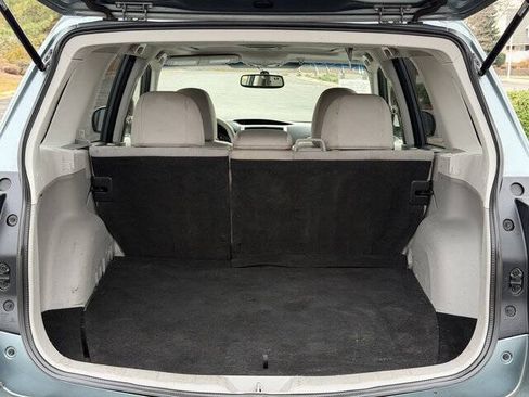 Used 2013 Subaru Forester 2.5X Premium w/ Popular Pkg 2 AWD/4WD image 24